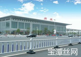 公路隔离栅维护及更换
