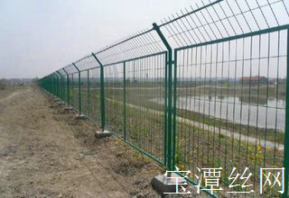 铁路隔离栅